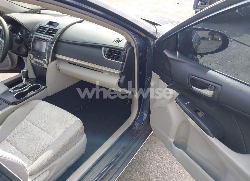 Photo 5 of 2014 Toyota Camry LE (VIN 4T1BF1FK9EU786947)