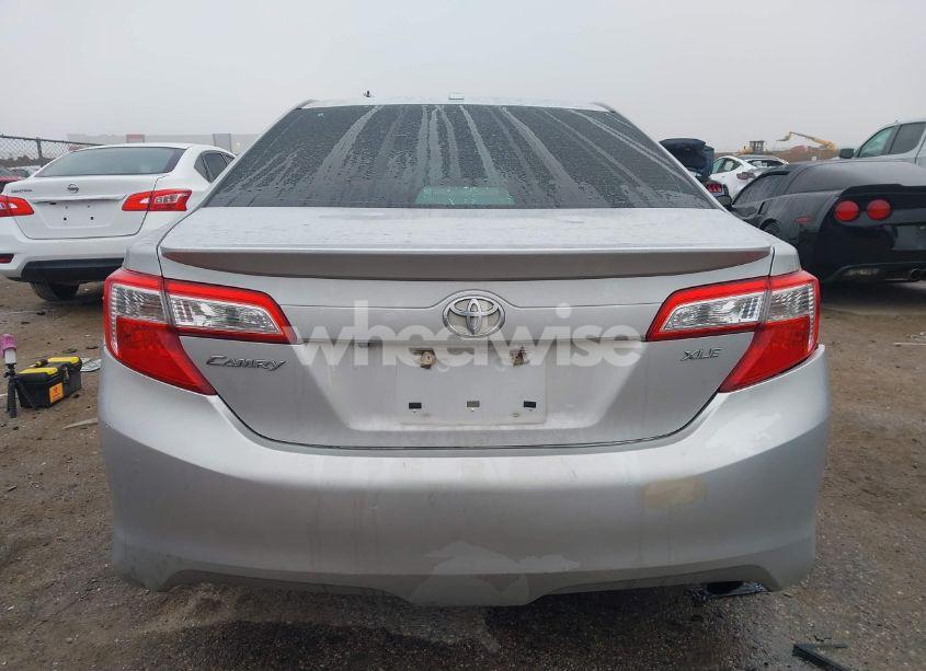 Photo 16 of 2014 Toyota Camry SE (VIN 4T1BF1FK9EU789105)