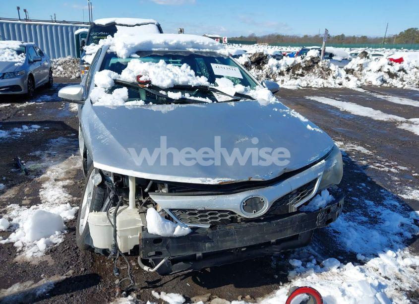 Photo 17 of 2014 Toyota Camry SE (VIN 4T1BF1FK9EU797527)