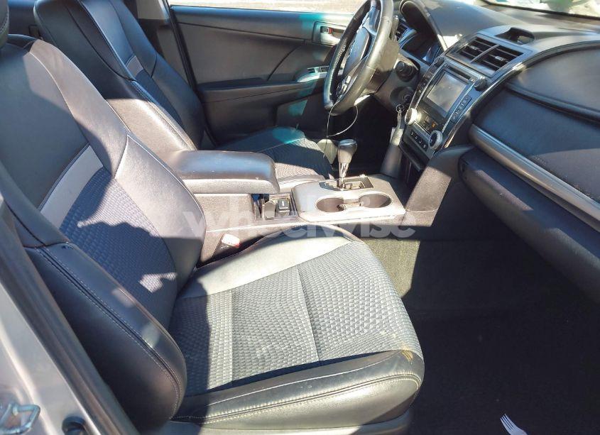 Photo 5 of 2014 Toyota Camry SE (VIN 4T1BF1FK9EU797527)