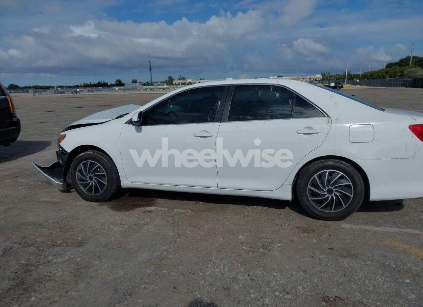 Photo 14 of 2014 Toyota Camry L (VIN 4T1BF1FK9EU804976)