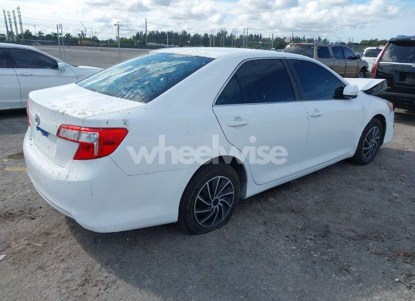 Photo 4 of 2014 Toyota Camry L (VIN 4T1BF1FK9EU804976)