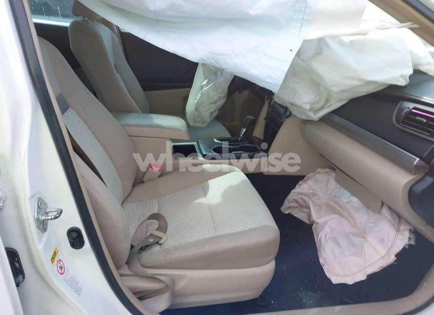 Photo 5 of 2014 Toyota Camry L (VIN 4T1BF1FK9EU804976)