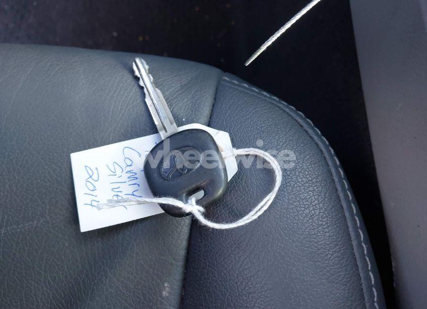 Photo 11 of 2014 Toyota Camry L (VIN 4T1BF1FK9EU811295)