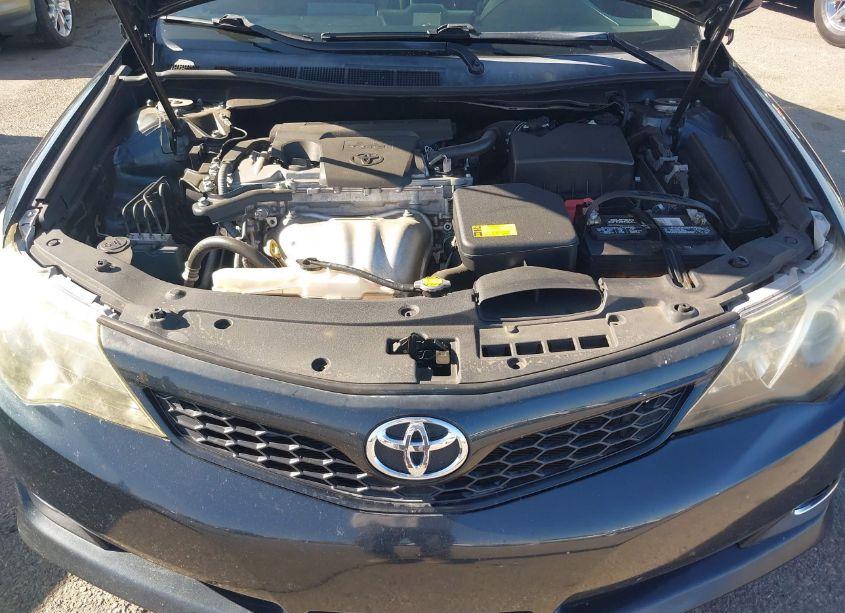 Photo 10 of 2014 Toyota Camry SE (VIN 4T1BF1FK9EU816657)