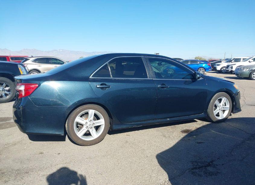 Photo 14 of 2014 Toyota Camry SE (VIN 4T1BF1FK9EU816657)