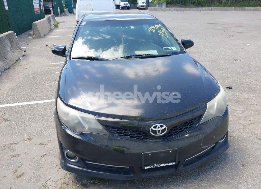 Photo 12 of 2014 Toyota Camry (VIN 4T1BF1FK9EU828551)