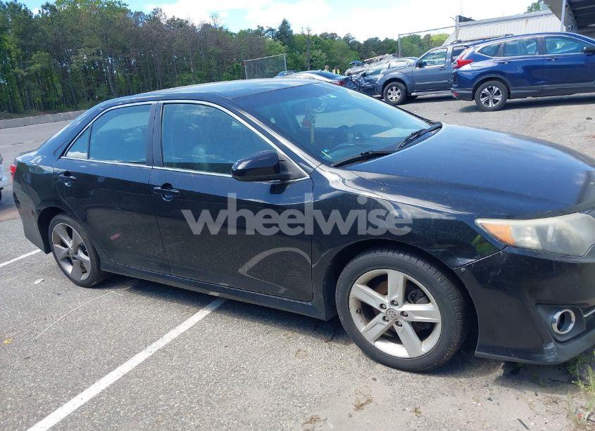 Photo 13 of 2014 Toyota Camry (VIN 4T1BF1FK9EU828551)