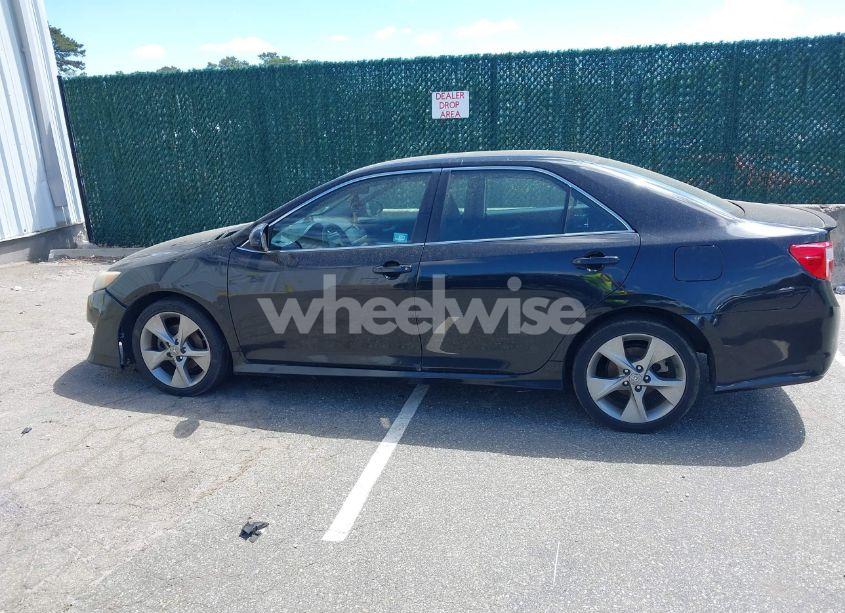 Photo 14 of 2014 Toyota Camry (VIN 4T1BF1FK9EU828551)