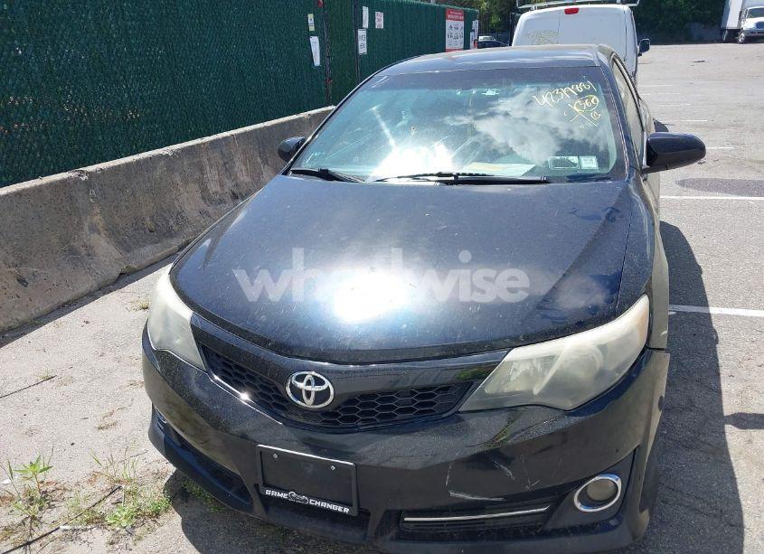 Photo 6 of 2014 Toyota Camry (VIN 4T1BF1FK9EU828551)