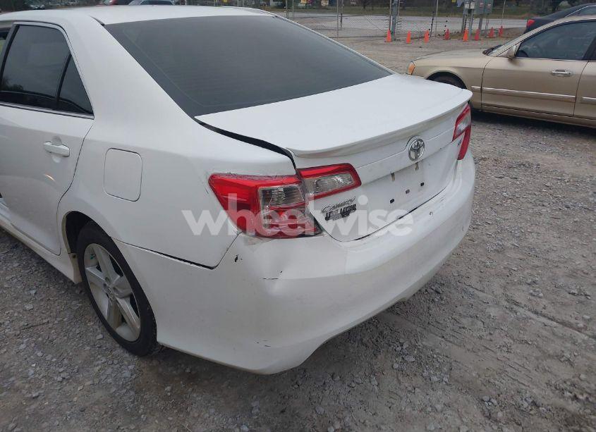 Photo 6 of 2014 Toyota Camry SE (VIN 4T1BF1FK9EU829375)