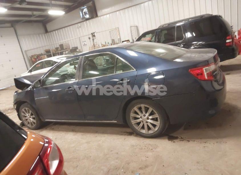 Photo 14 of 2014 Toyota Camry XLE (VIN 4T1BF1FK9EU849352)