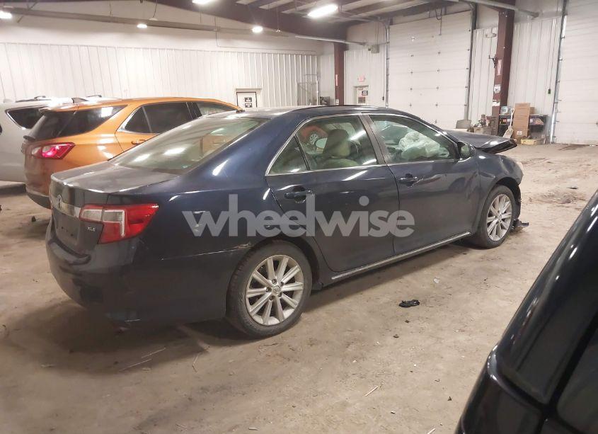 Photo 4 of 2014 Toyota Camry XLE (VIN 4T1BF1FK9EU849352)
