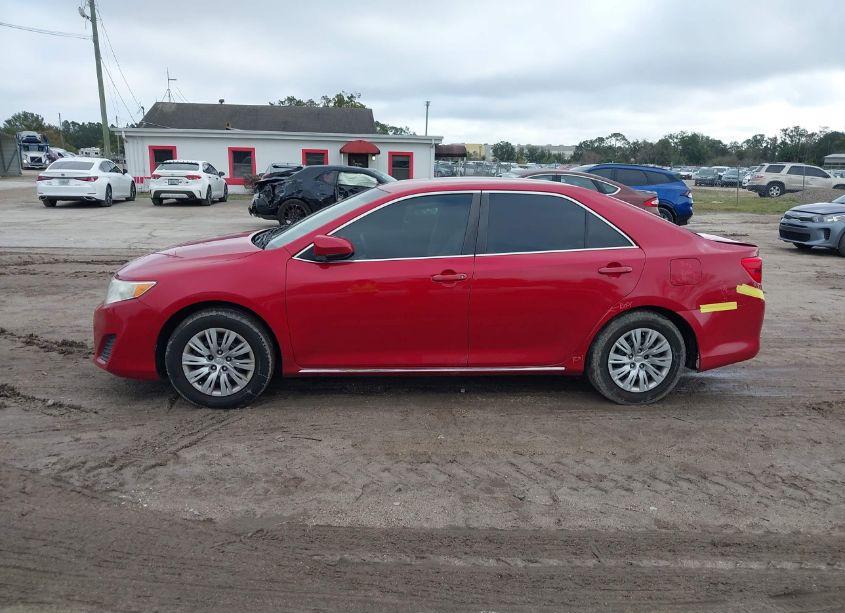 Photo 14 of 2014 Toyota Camry LE (VIN 4T1BF1FK9EU851974)