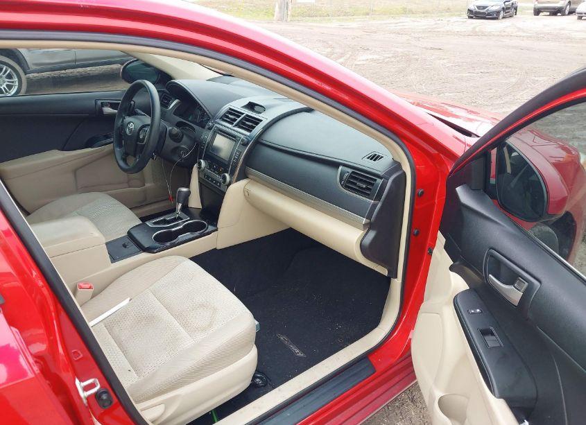 Photo 5 of 2014 Toyota Camry LE (VIN 4T1BF1FK9EU851974)