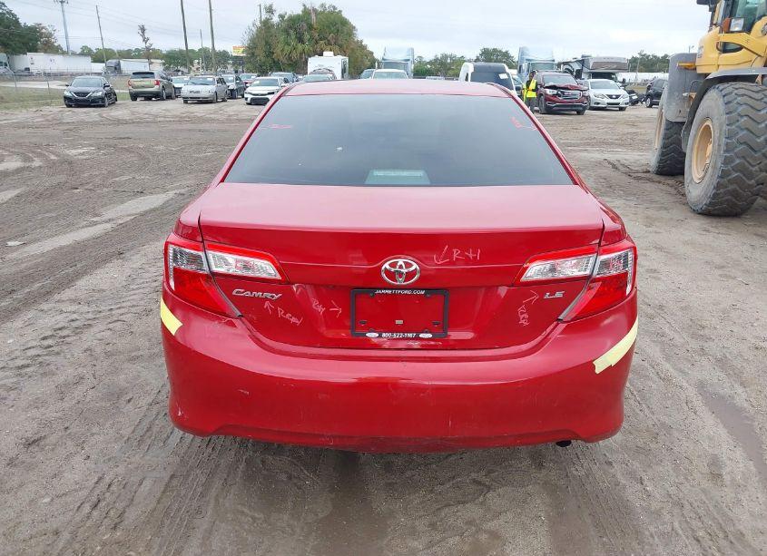 Photo 6 of 2014 Toyota Camry LE (VIN 4T1BF1FK9EU851974)