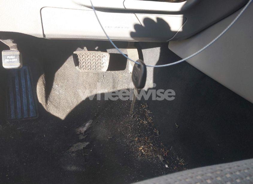 Photo 11 of 2014 Toyota Camry L (VIN 4T1BF1FK9EU868788)