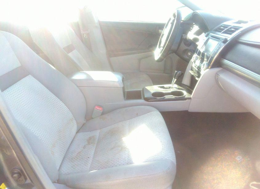 Photo 5 of 2014 Toyota Camry L (VIN 4T1BF1FK9EU870251)