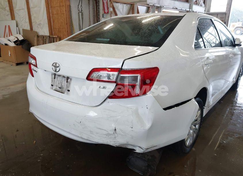 Photo 6 of 2014 Toyota Camry LE (VIN 4T1BF1FK9EU870721)