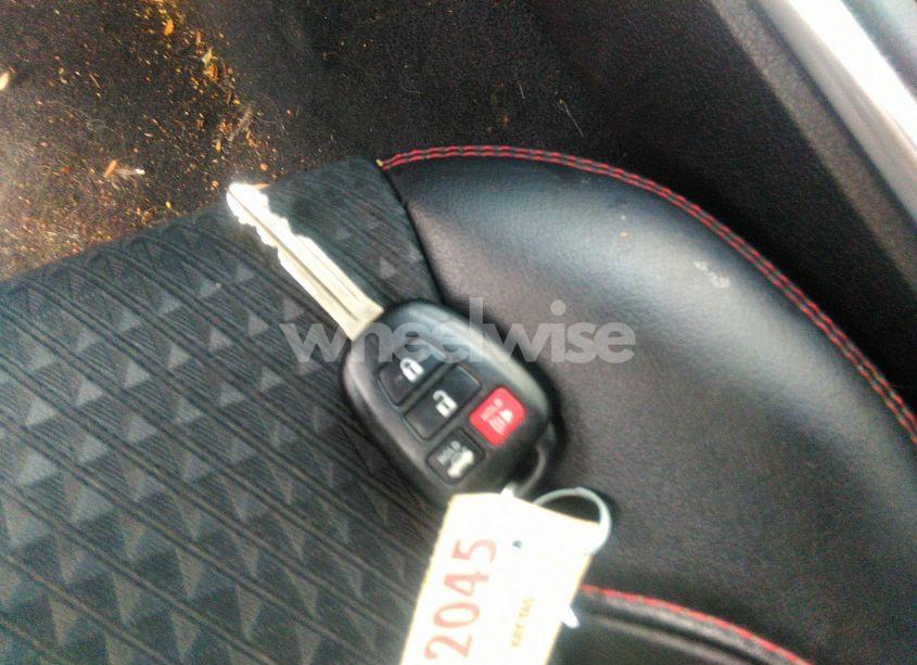 Photo 11 of 2015 Toyota Camry SE (VIN 4T1BF1FK9FU003563)