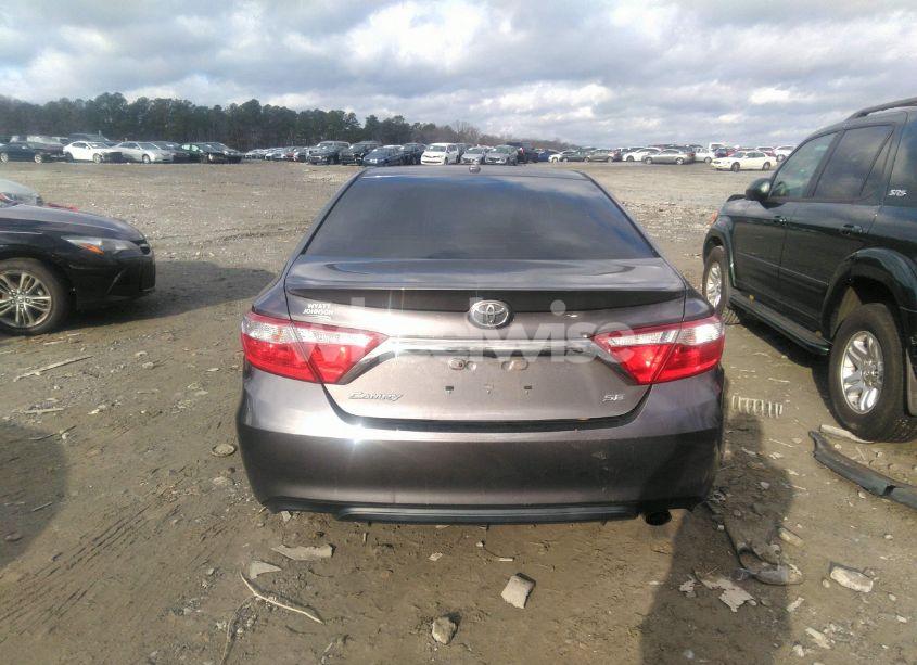 Photo 16 of 2015 Toyota Camry SE (VIN 4T1BF1FK9FU003563)