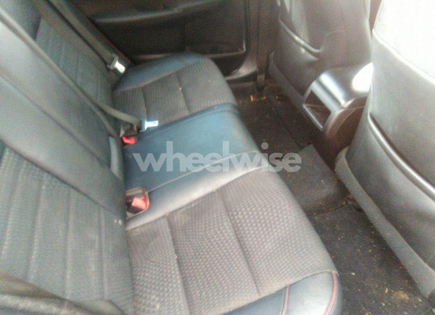 Photo 8 of 2015 Toyota Camry SE (VIN 4T1BF1FK9FU003563)