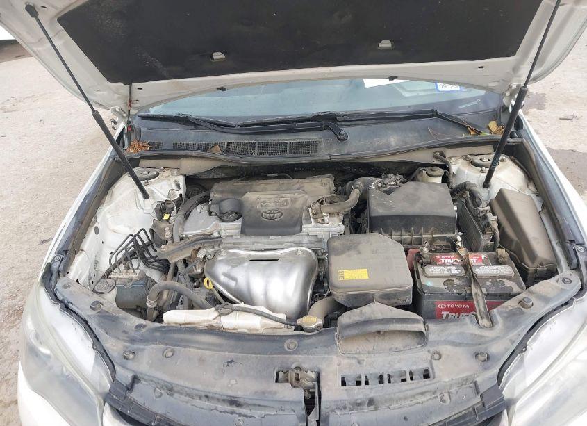 Photo 10 of 2015 Toyota Camry SE (VIN 4T1BF1FK9FU046462)