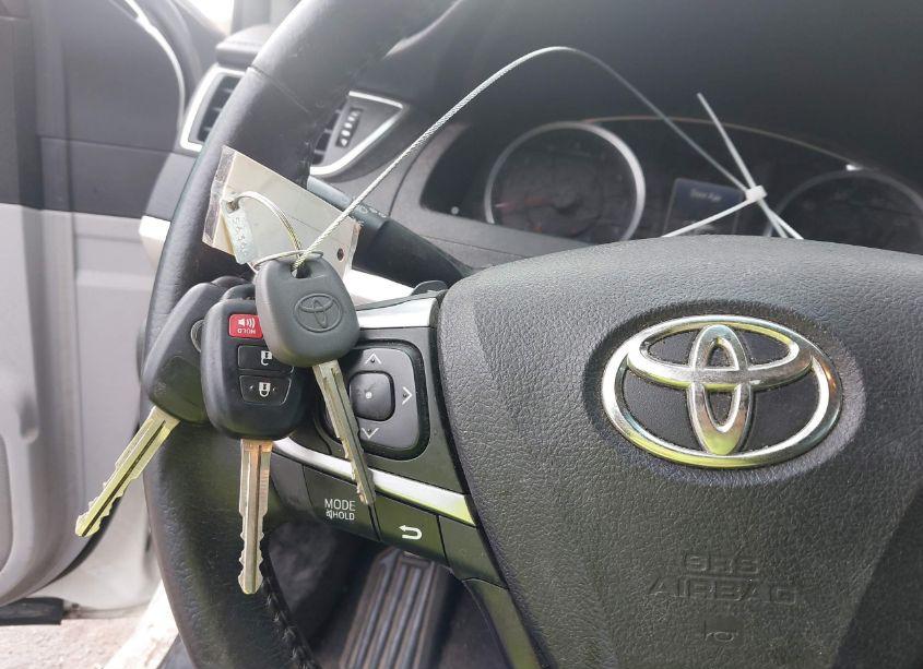 Photo 11 of 2015 Toyota Camry SE (VIN 4T1BF1FK9FU046462)