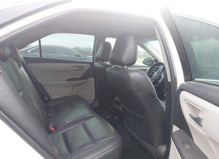 Photo 8 of 2015 Toyota Camry SE (VIN 4T1BF1FK9FU046462)