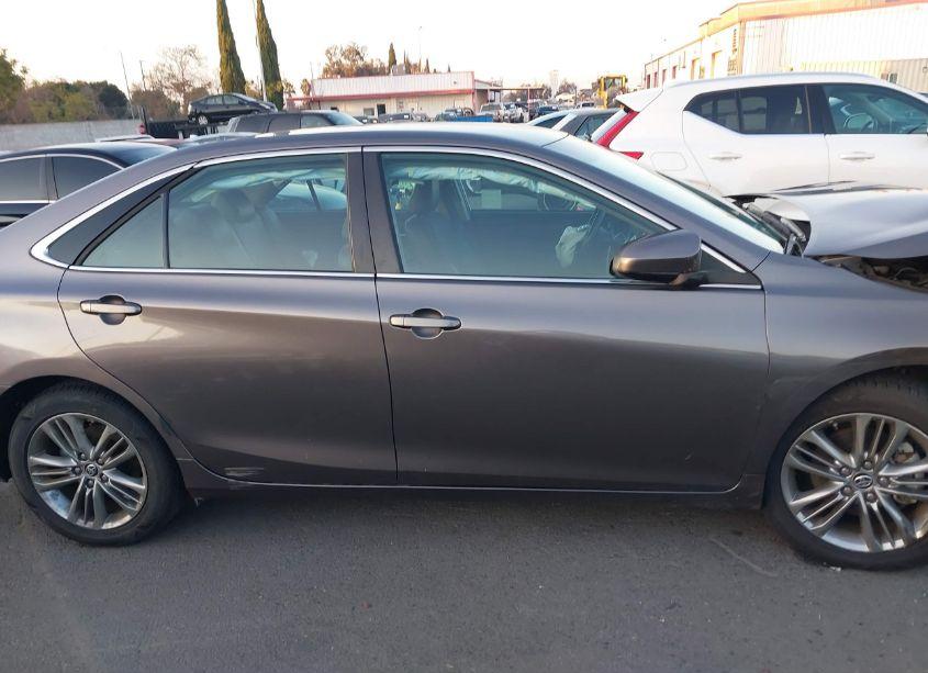 Photo 13 of 2015 Toyota Camry SE (VIN 4T1BF1FK9FU050608)