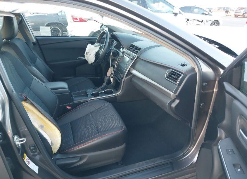 Photo 5 of 2015 Toyota Camry SE (VIN 4T1BF1FK9FU050608)