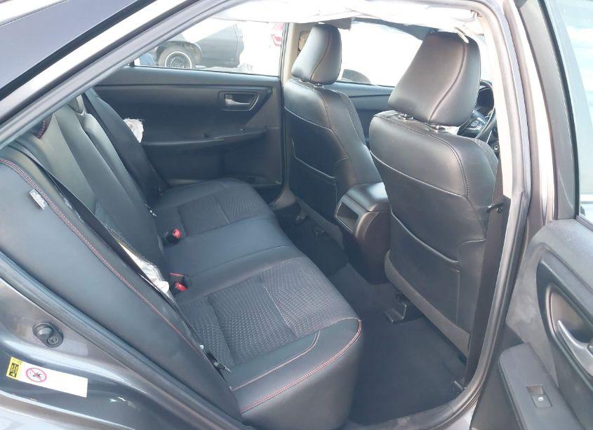 Photo 8 of 2015 Toyota Camry SE (VIN 4T1BF1FK9FU050608)