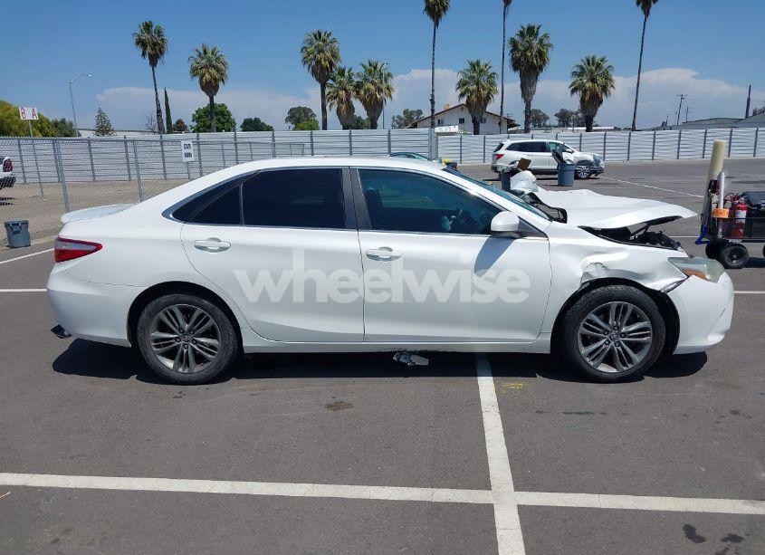 Photo 13 of 2015 Toyota Camry SE (VIN 4T1BF1FK9FU073399)