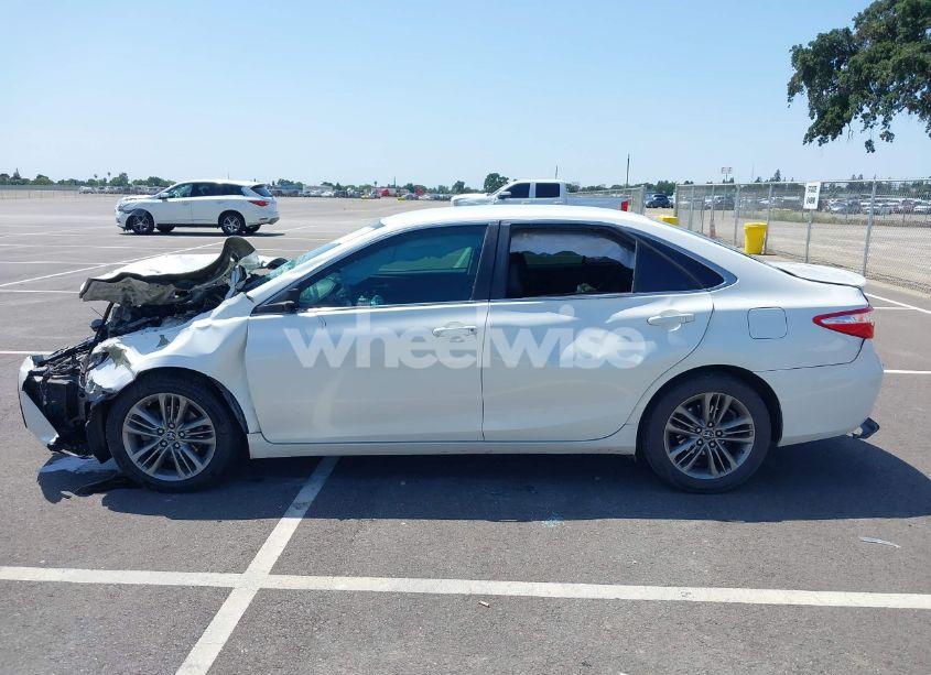Photo 14 of 2015 Toyota Camry SE (VIN 4T1BF1FK9FU073399)