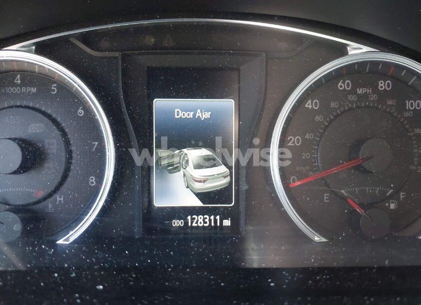 Photo 7 of 2015 Toyota Camry SE (VIN 4T1BF1FK9FU073399)