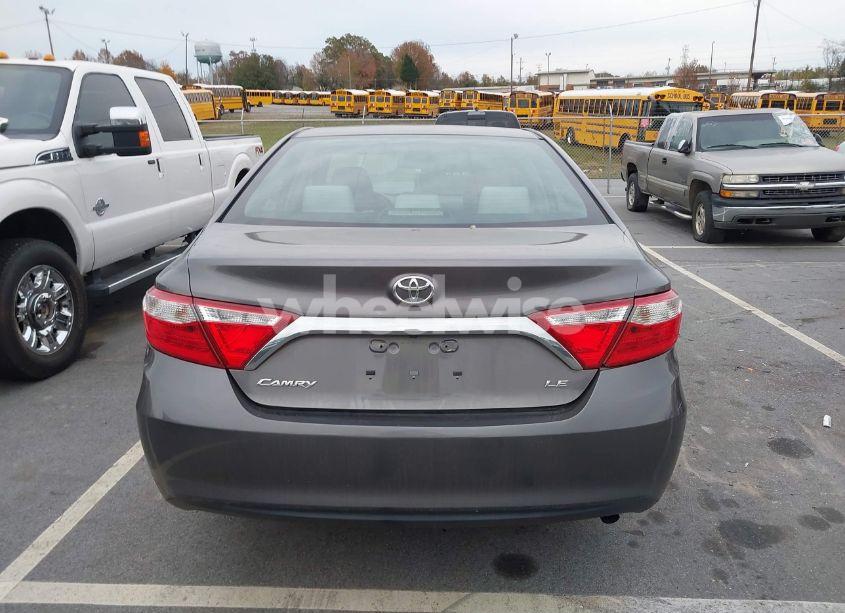 Photo 17 of 2015 Toyota Camry LE (VIN 4T1BF1FK9FU080062)