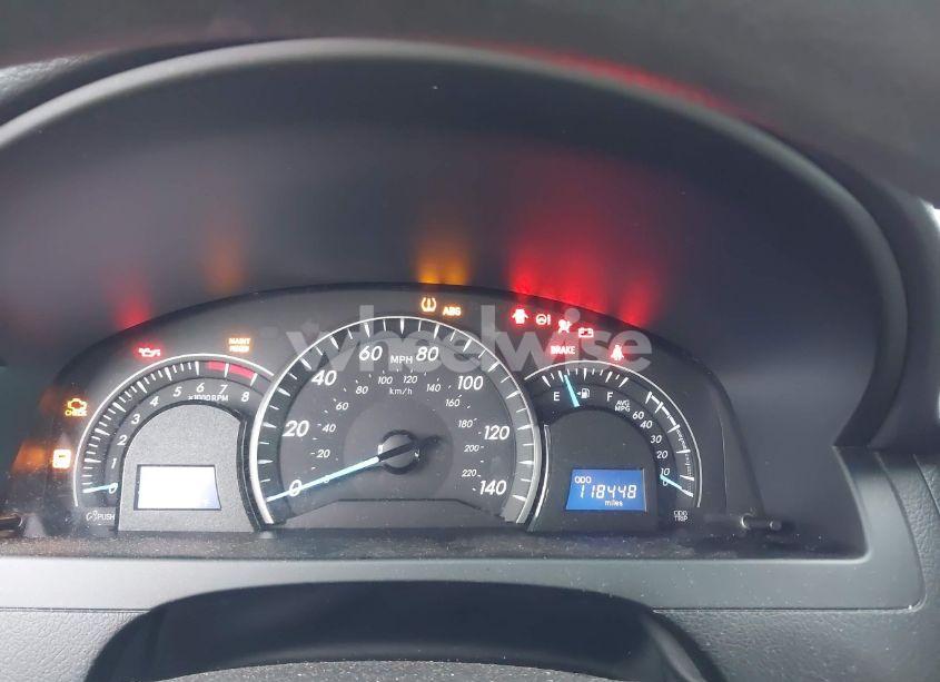 Photo 7 of 2015 Toyota Camry LE (VIN 4T1BF1FK9FU080062)