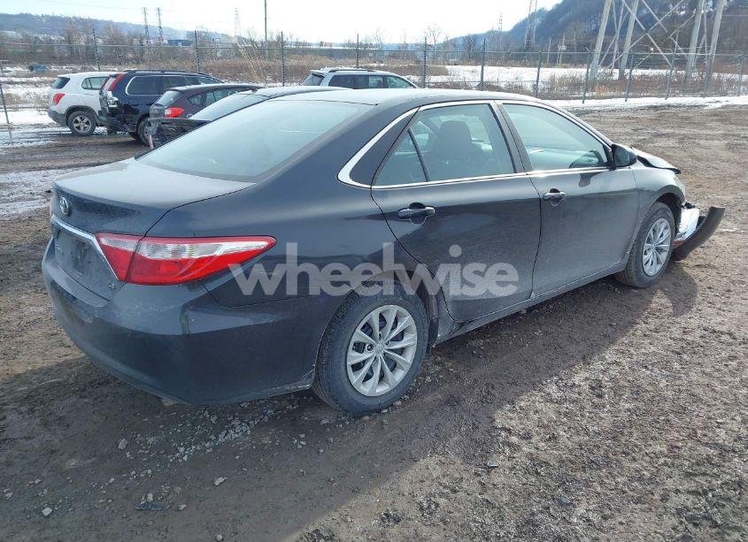 Photo 4 of 2015 Toyota Camry LE (VIN 4T1BF1FK9FU085357)