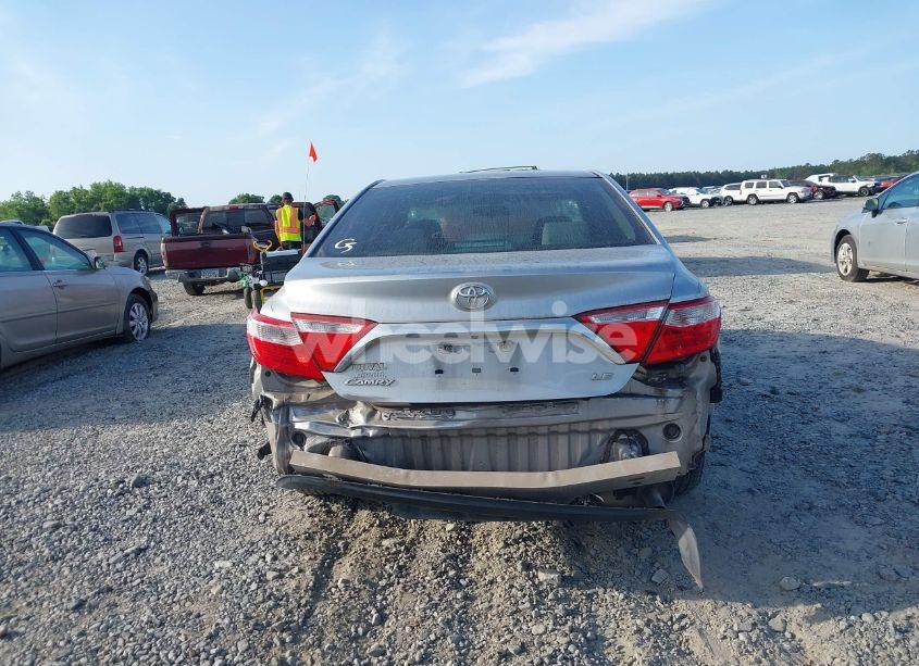 Photo 16 of 2015 Toyota Camry LE (VIN 4T1BF1FK9FU094401)
