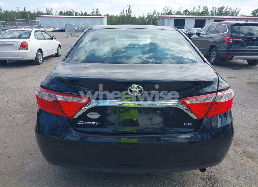 Photo 16 of 2015 Toyota Camry LE (VIN 4T1BF1FK9FU098965)