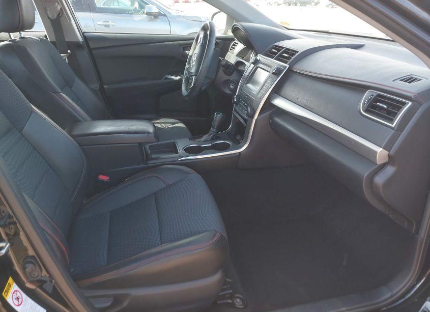 Photo 5 of 2015 Toyota Camry SE (VIN 4T1BF1FK9FU110452)
