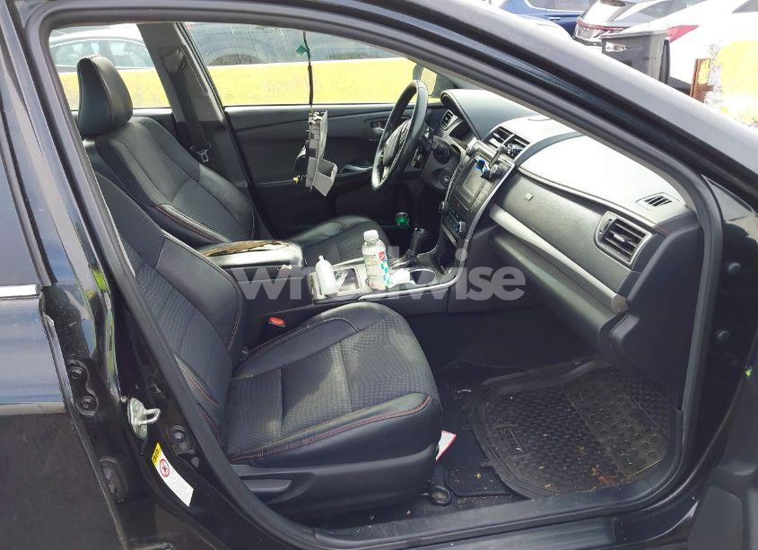 Photo 5 of 2015 Toyota Camry SE (VIN 4T1BF1FK9FU483099)