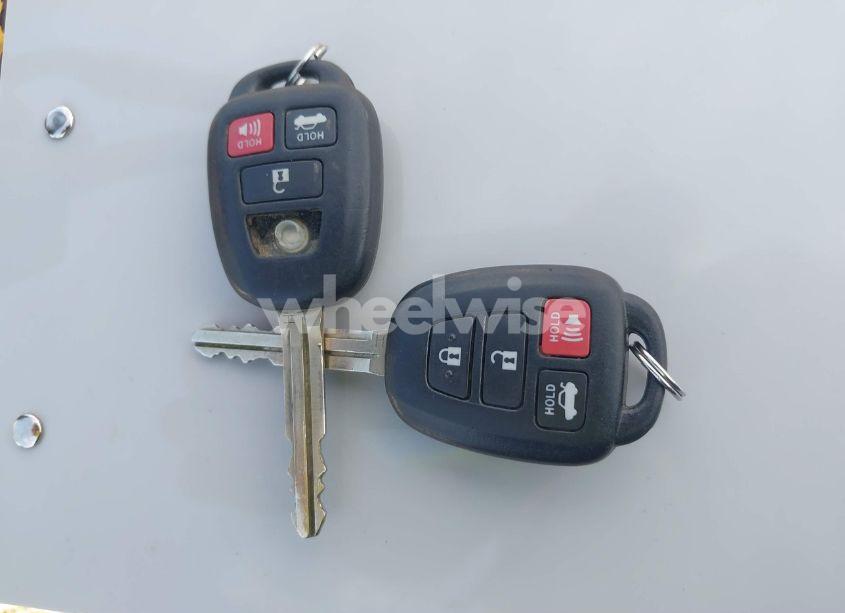 Photo 11 of 2015 Toyota Camry SE (VIN 4T1BF1FK9FU491350)