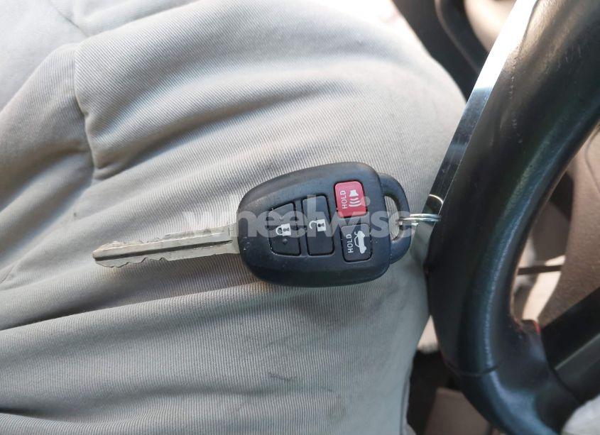 Photo 11 of 2015 Toyota Camry SE (VIN 4T1BF1FK9FU881624)