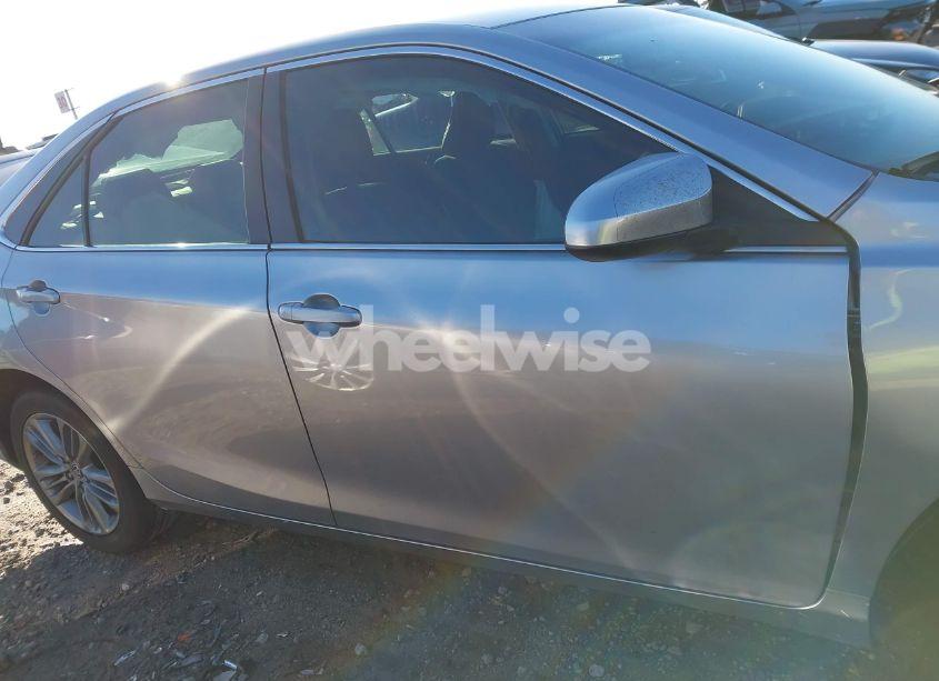 Photo 14 of 2015 Toyota Camry SE (VIN 4T1BF1FK9FU881624)