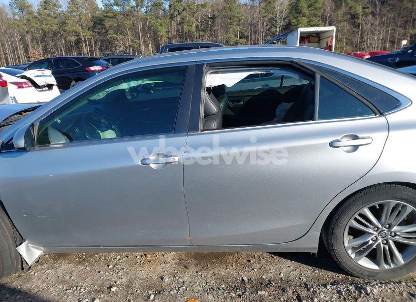 Photo 15 of 2015 Toyota Camry SE (VIN 4T1BF1FK9FU881624)