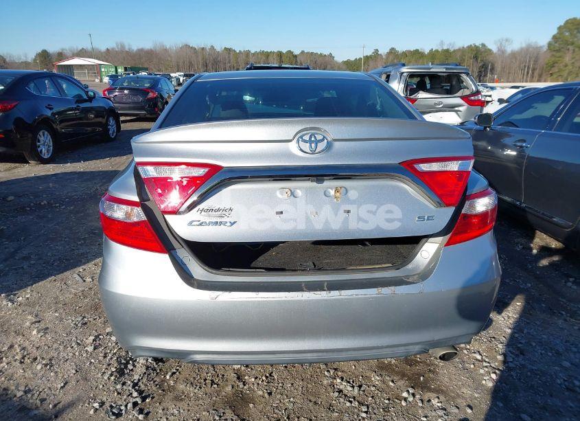Photo 17 of 2015 Toyota Camry SE (VIN 4T1BF1FK9FU881624)