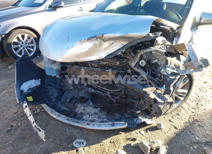 Photo 6 of 2015 Toyota Camry SE (VIN 4T1BF1FK9FU881624)