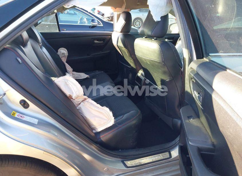 Photo 8 of 2015 Toyota Camry SE (VIN 4T1BF1FK9FU881624)