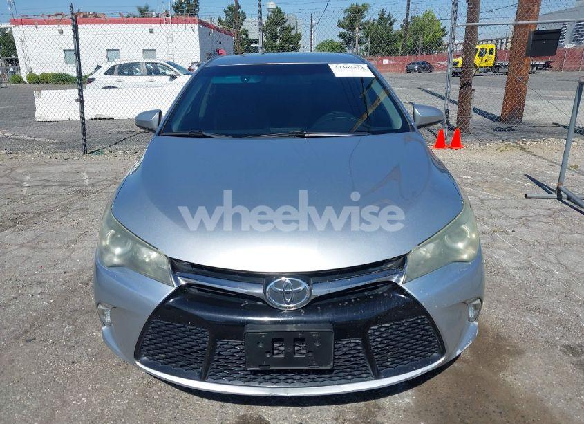 Photo 12 of 2015 Toyota Camry SE (VIN 4T1BF1FK9FU901029)